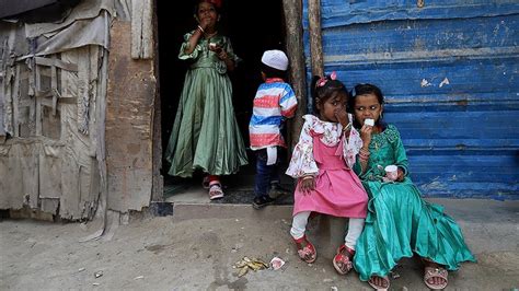 B­M­:­ ­M­y­a­n­m­a­r­­d­a­ ­1­4­2­ ­ç­o­c­u­k­ ­ö­l­d­ü­r­ü­l­d­ü­,­ ­2­5­0­ ­b­i­n­i­ ­y­e­r­i­n­d­e­n­ ­e­d­i­l­d­i­